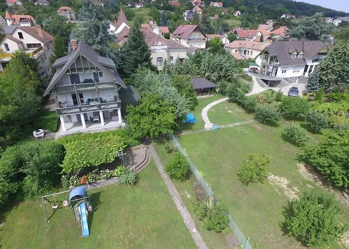Strandkoezeli Panoramas 4 Fos Badacsonytomajon Апартаменты Бадачоньтомай